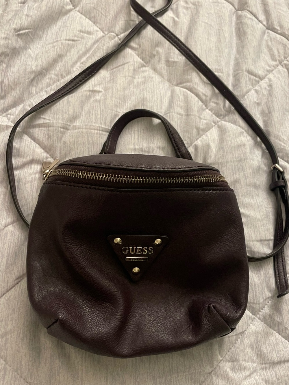 GUESS Women’s Crossbody Bag - Dark Brown